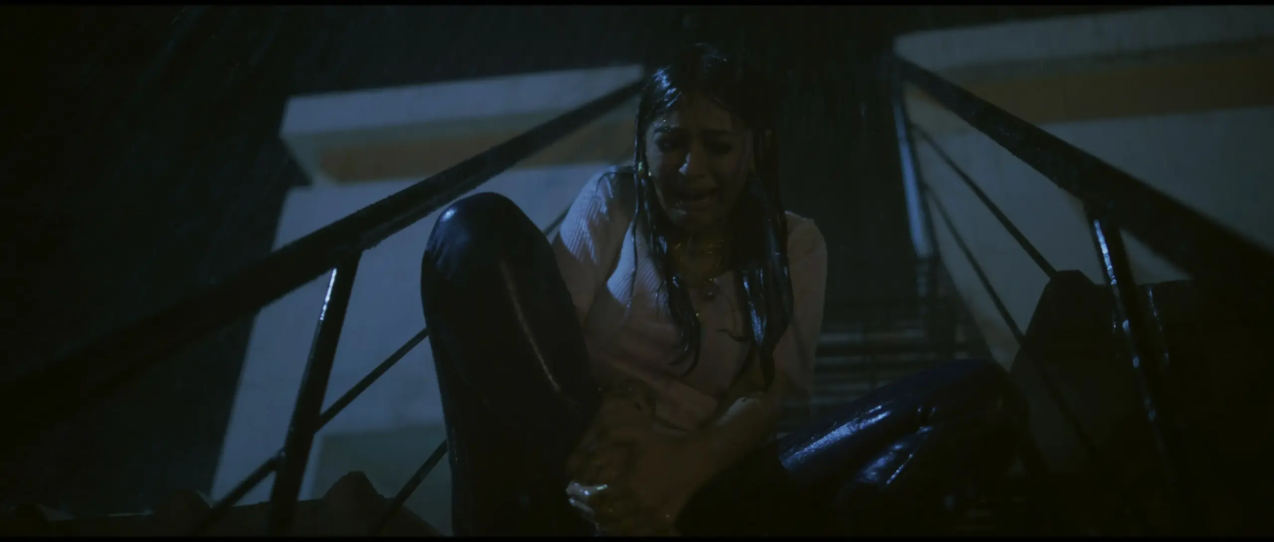 105 Minuttess 2024 Hindi – Telugu Dual Audio WEB-DL 720p – 480p – 1080p screenshot 4