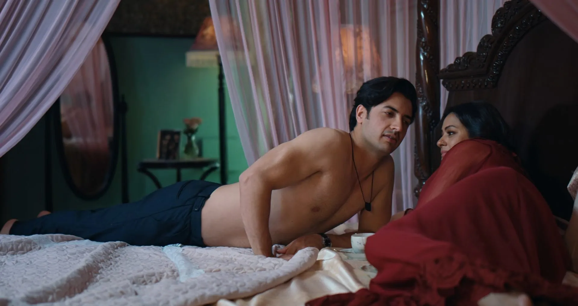 Mukhbir: The Story of a Spy 2026 Hindi Dual Audio WEB-DL 720p – 480p – 1080p screenshot 5