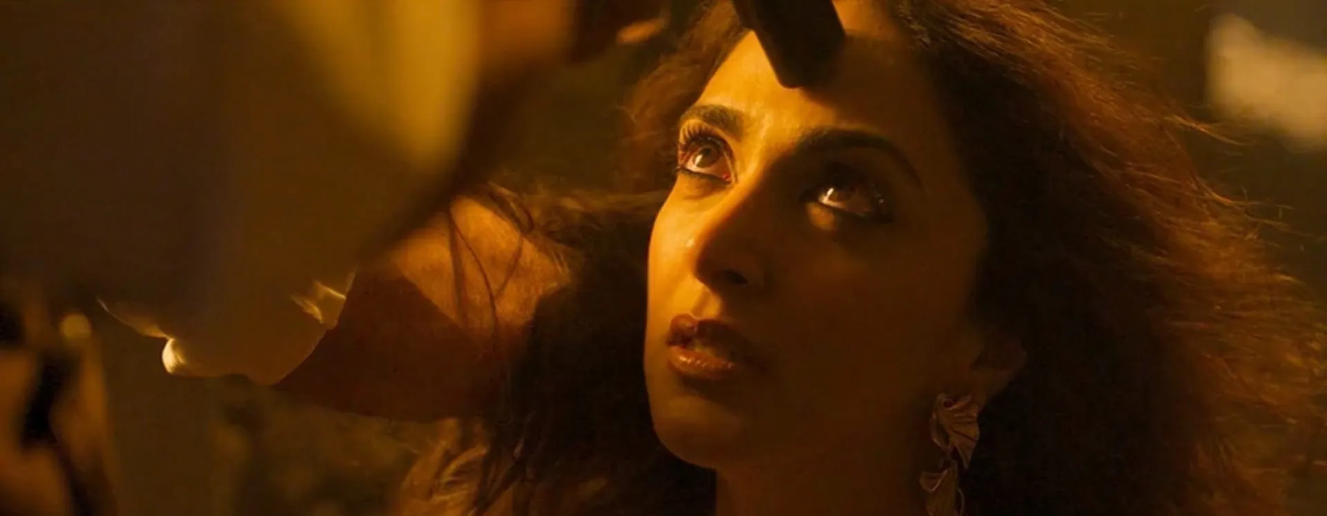 Toxic 2026 Hindi – Kannada – Telugu (LiNE) & Tamil Dual Audio HDRip 720p – 480p – 1080p [UNCENSORED] screenshot 3