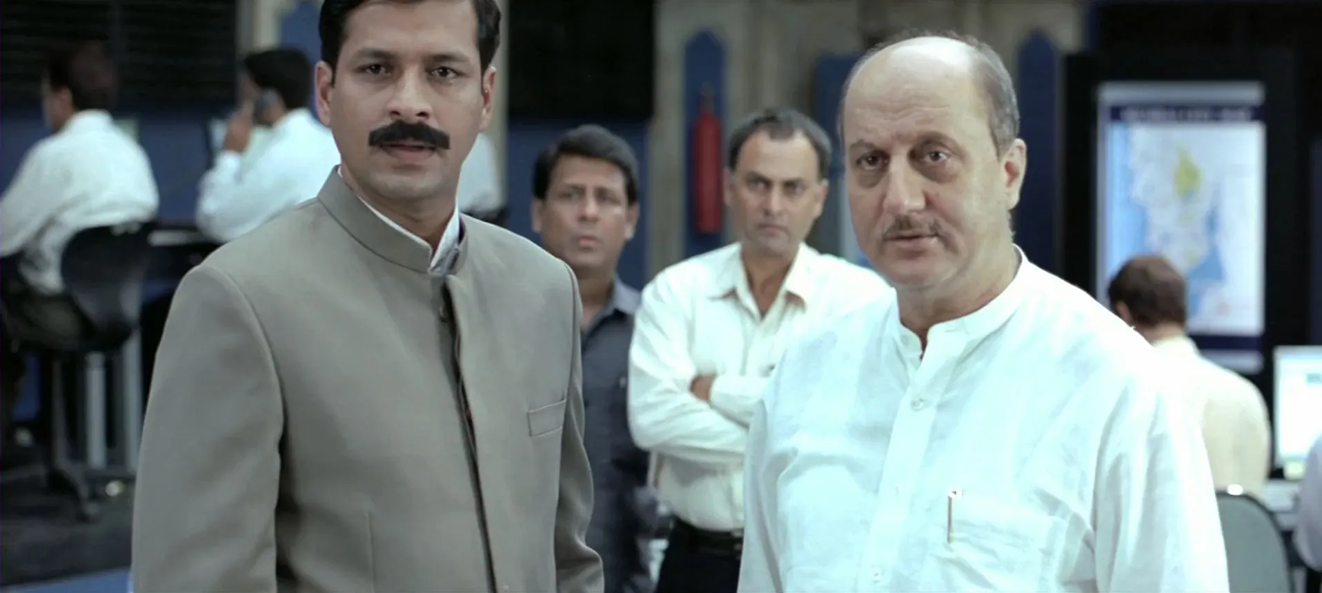 A Wednesday 2008 Hindi Dual Audio WEB-DL 720p – 480p – 1080p screenshot 3