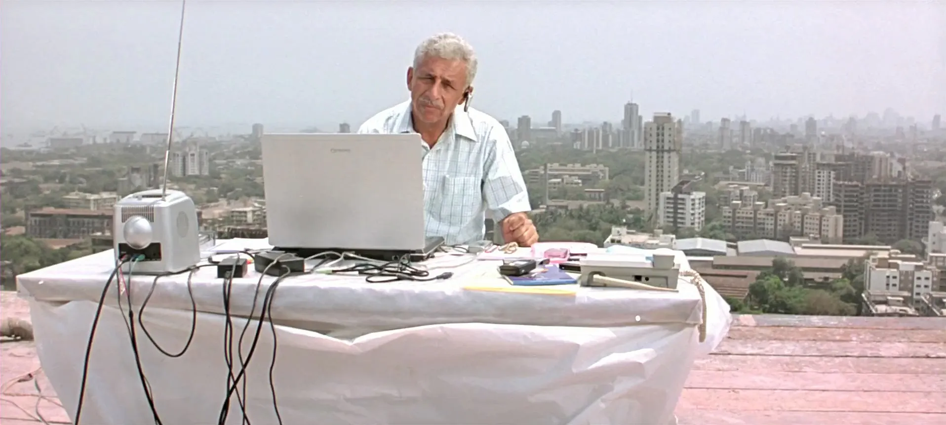 A Wednesday 2008 Hindi Dual Audio WEB-DL 720p – 480p – 1080p screenshot 5