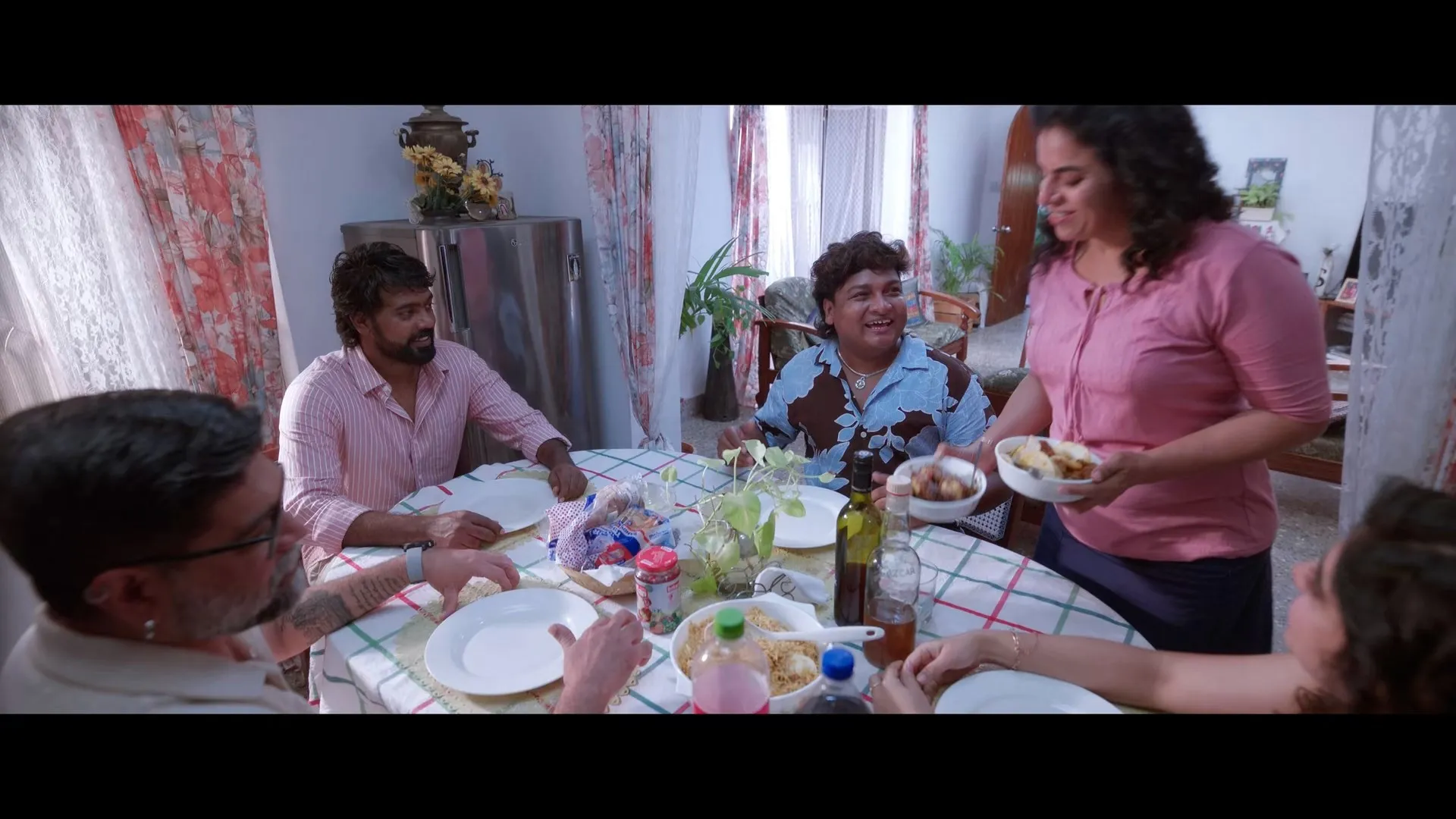Anbe Diana 2026 Hindi – Tamil Dual Audio WEB-DL 720p – 480p – 1080p screenshot 3
