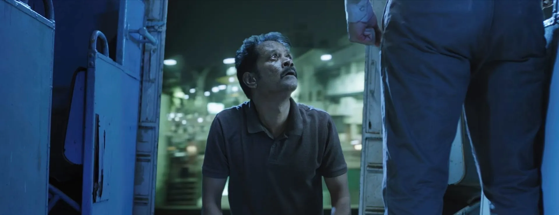 Aruvam 2019 Hindi – Tamil Dual Audio WEB-DL 720p – 480p – 1080p screenshot 5