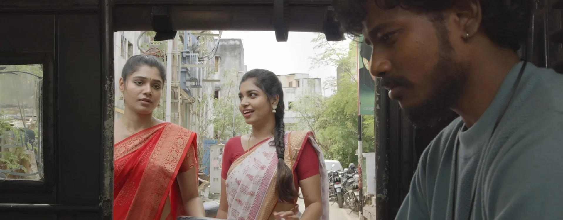 Battle 2026 Hindi – Tamil Dual Audio WEB-DL 720p – 480p – 1080p screenshot 2