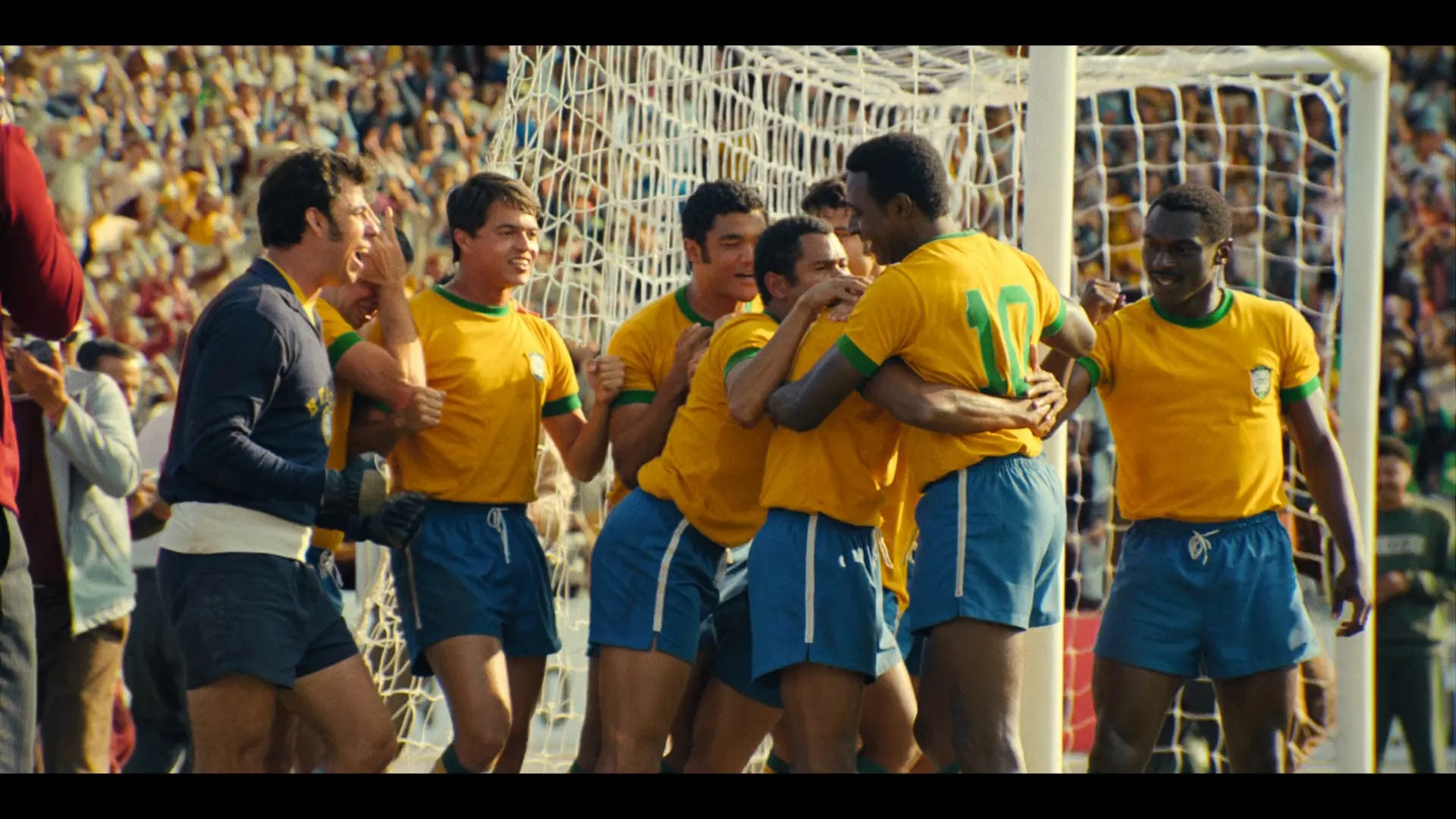 Brazil ’70: The Third Star 2026 Season 1 Hindi – English Audio WEB-DL 720p – 480p – 1080p [ALL EPISODES] screenshot 7
