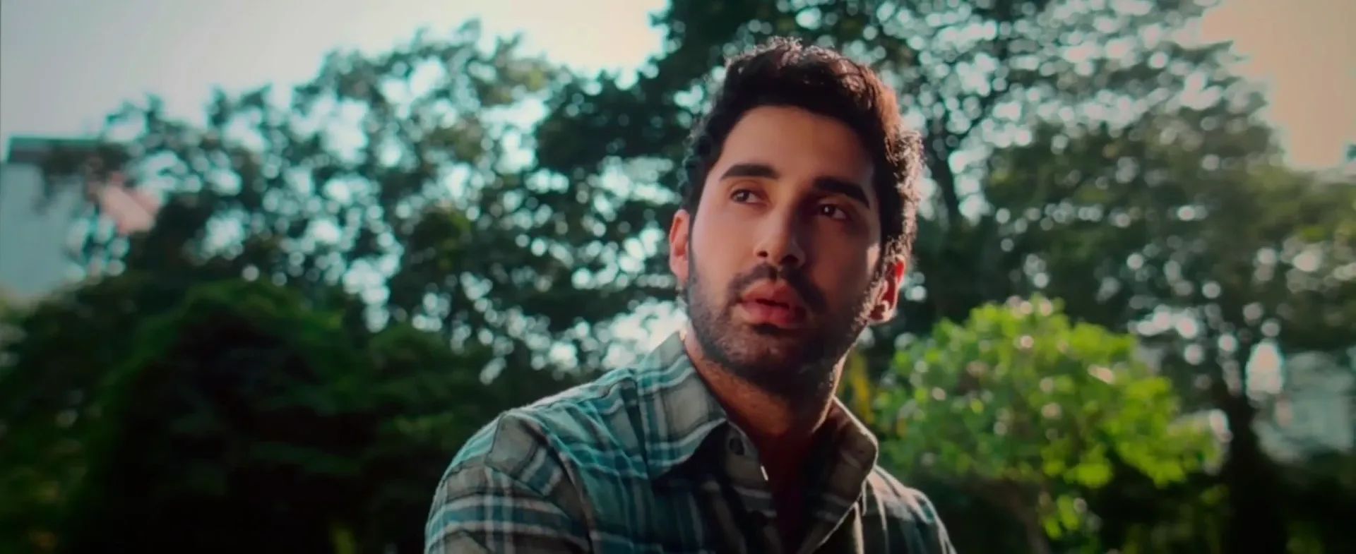 Chand Mera Dil 2026 Hindi Audio HQ-HDTC 720p – 480p – 1080p screenshot 2