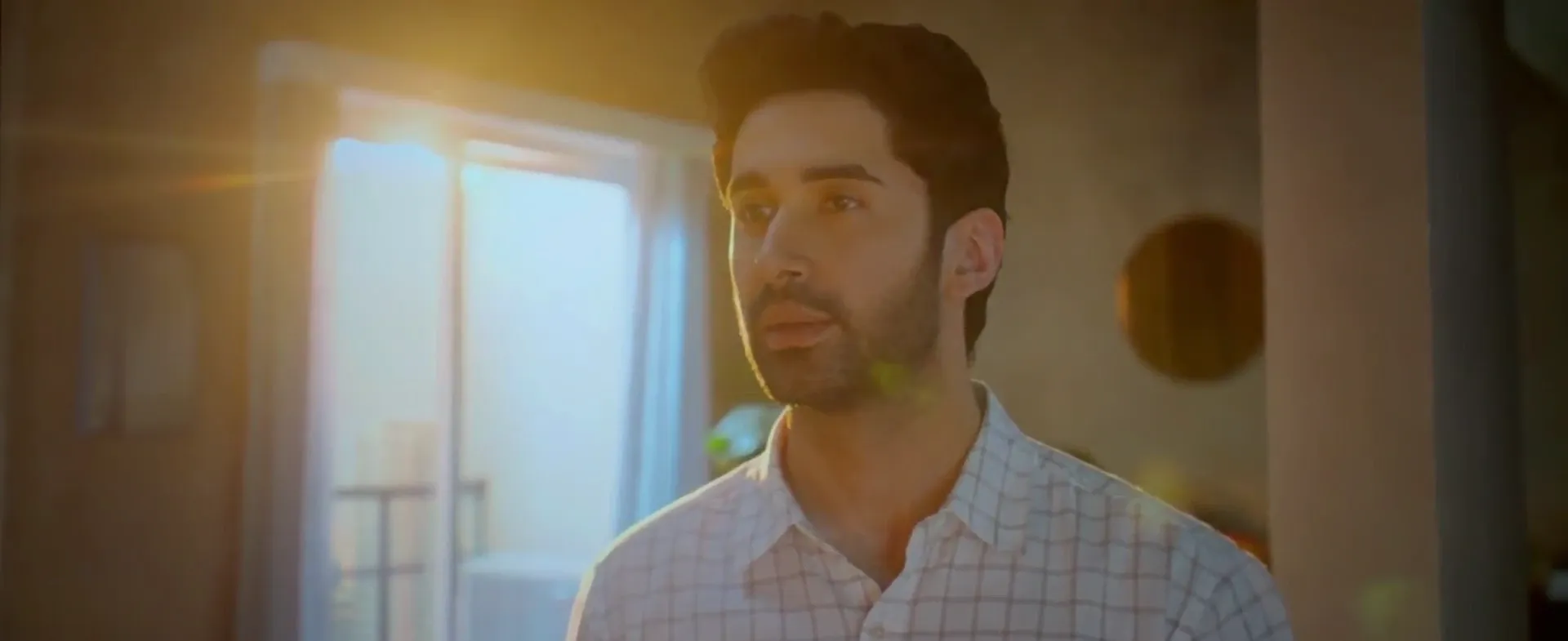 Chand Mera Dil 2026 Hindi Audio HQ-HDTC 720p – 480p – 1080p screenshot 1