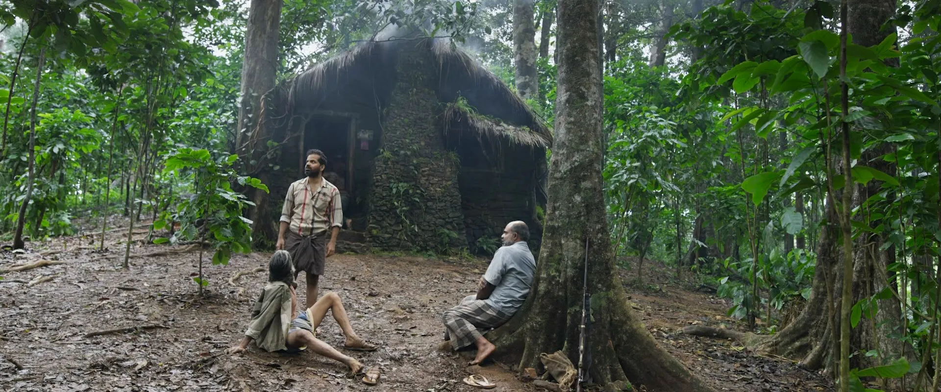Churuli 2021 Hindi – Malayalam Dual Audio WEB-DL 720p – 480p – 1080p screenshot 2