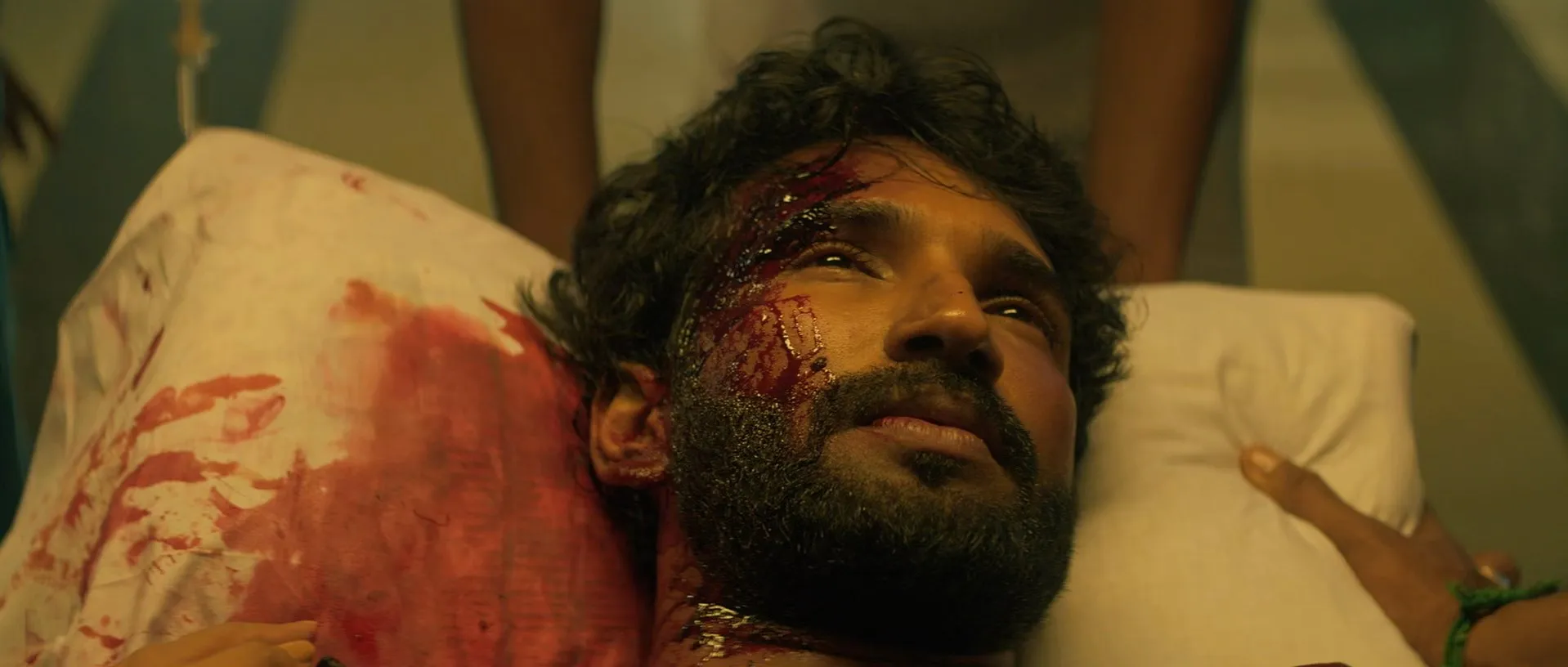 Clap 2022 Hindi – Tamil Dual Audio WEB-DL 720p – 480p – 1080p screenshot 5