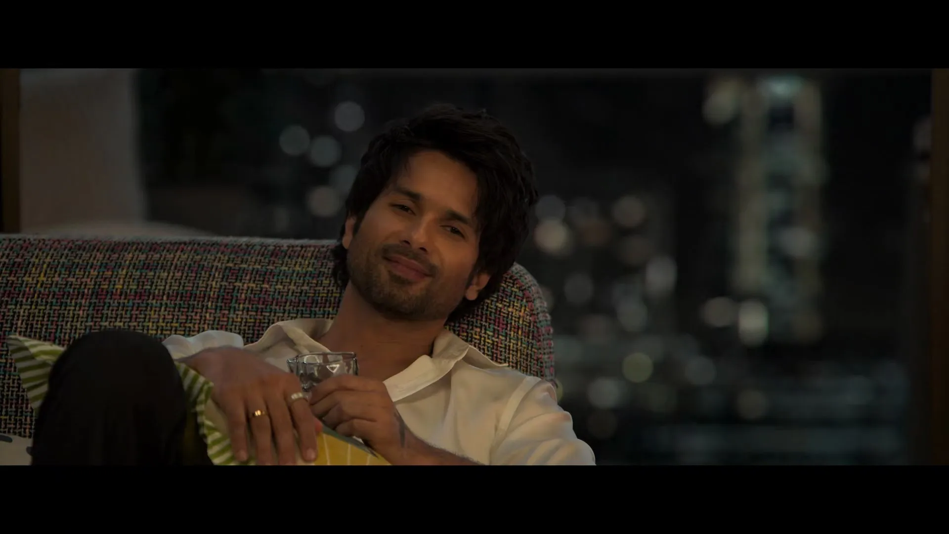 Cocktail 2 2026 Hindi Dual Audio WEB-DL 720p – 480p – 1080p screenshot 3