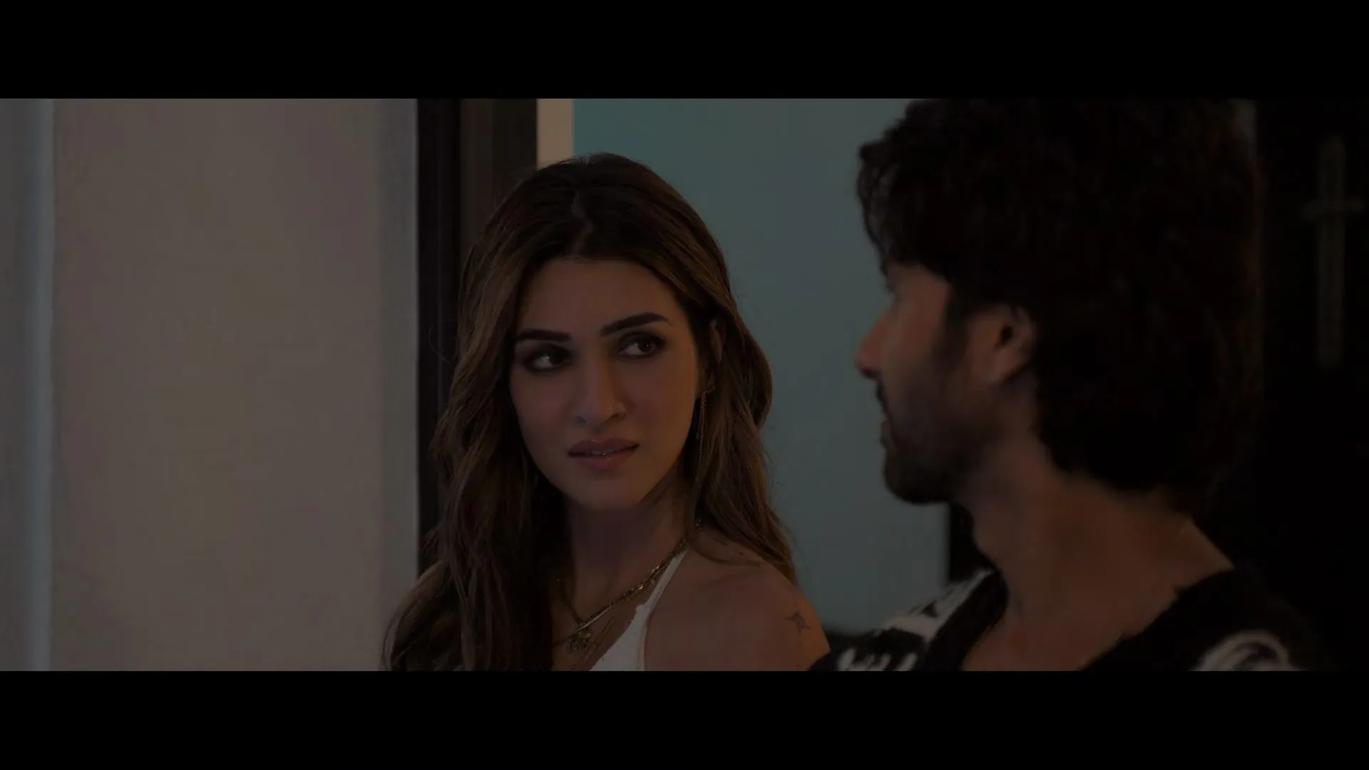 Cocktail 2 2026 Hindi Dual Audio WEB-DL 720p – 480p – 1080p screenshot 4