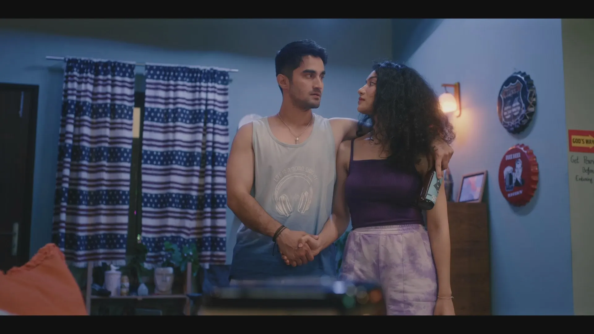 College Romance 2023 Season 04 Hindi Audio WEB-DL 720p – 480p – 1080p [ALL EPISODES] (2018) screenshot 2