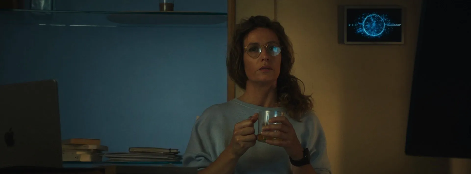 Dalloway aka The Residence 2025 Hindi – French Dual Audio WEB-DL 720p – 480p – 1080p screenshot 2