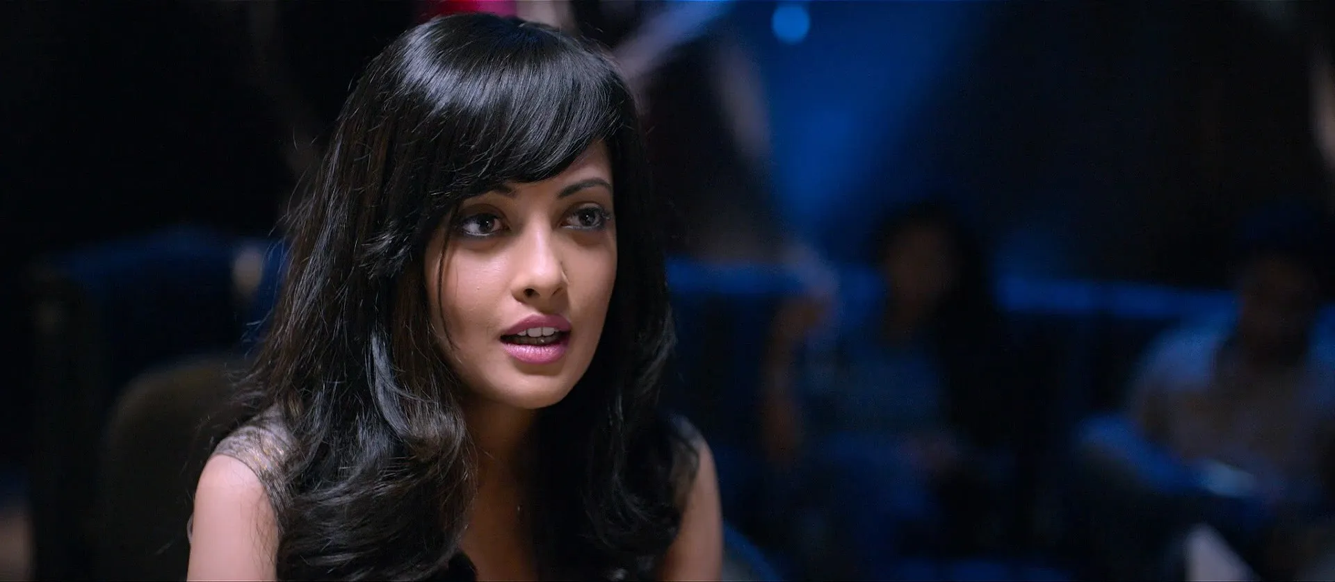 Dark Chocolate 2016 Hindi Dual Audio WEB-DL 720p – 480p – 1080p screenshot 4