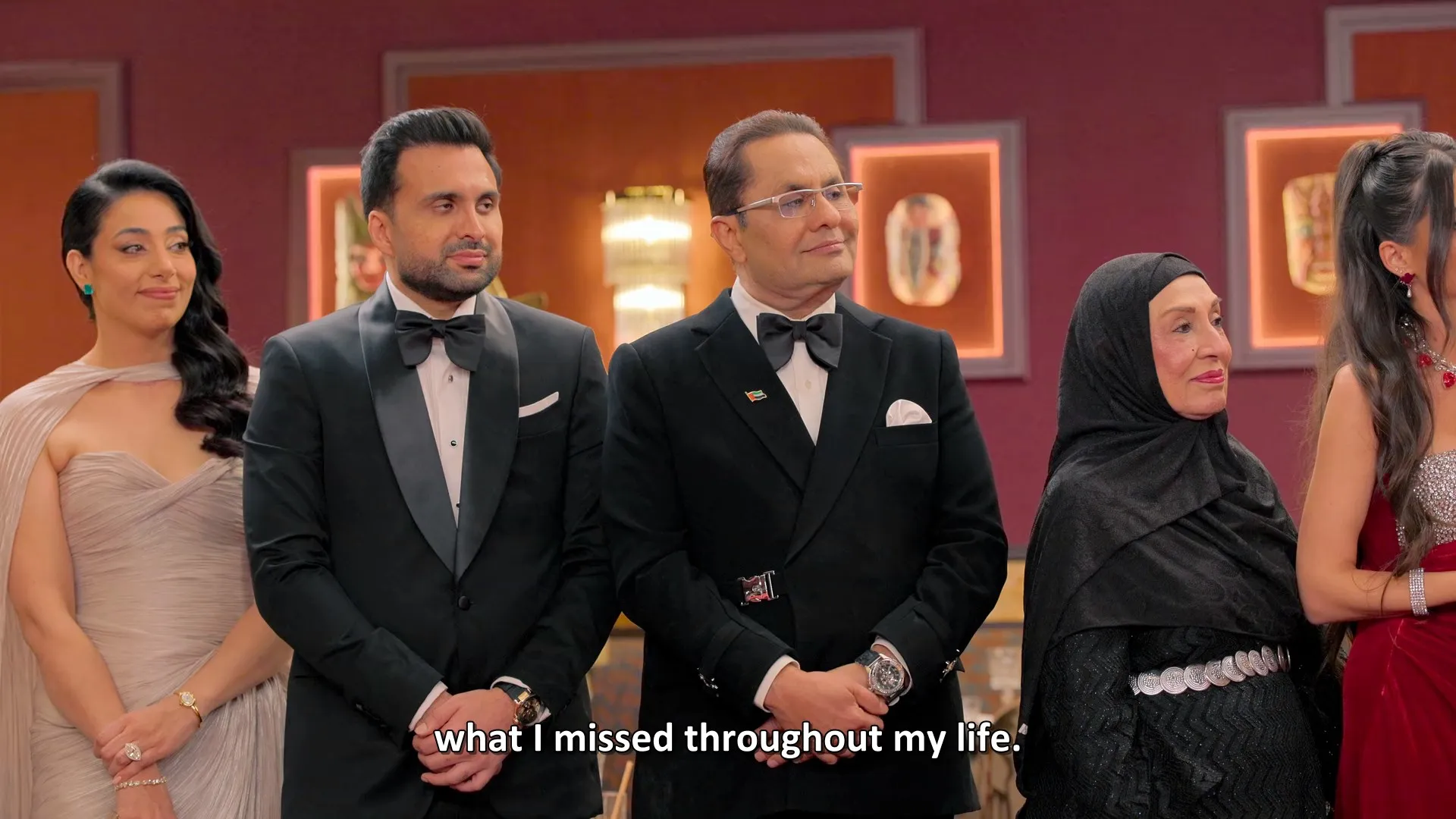 Desi Bling 2026 Season 1 Hindi – Tamil – Telugu Audio WEB-DL 720p – 480p – 1080p [ALL EPISODES] screenshot 3