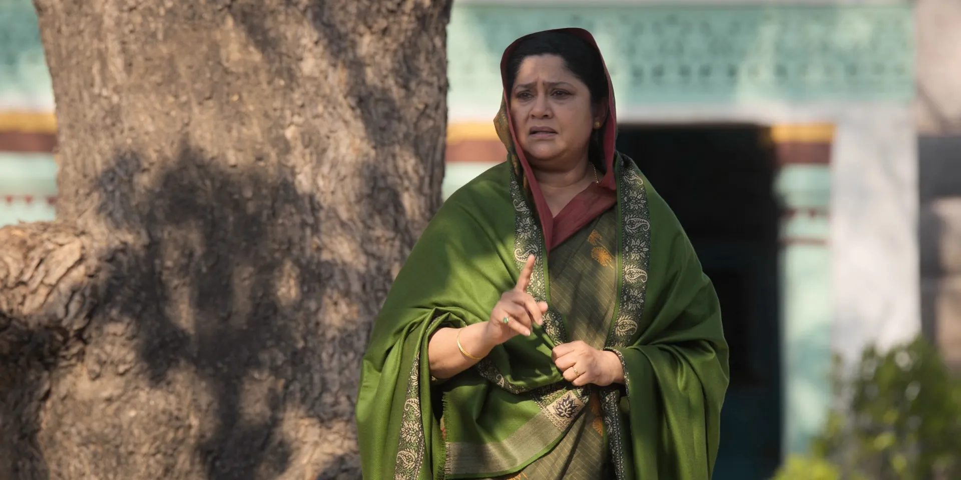 Dupahiya 2026 Season 2 Hindi Audio WEB-DL 720p – 480p – 1080p [ALL EPISODES] (2025) screenshot 7