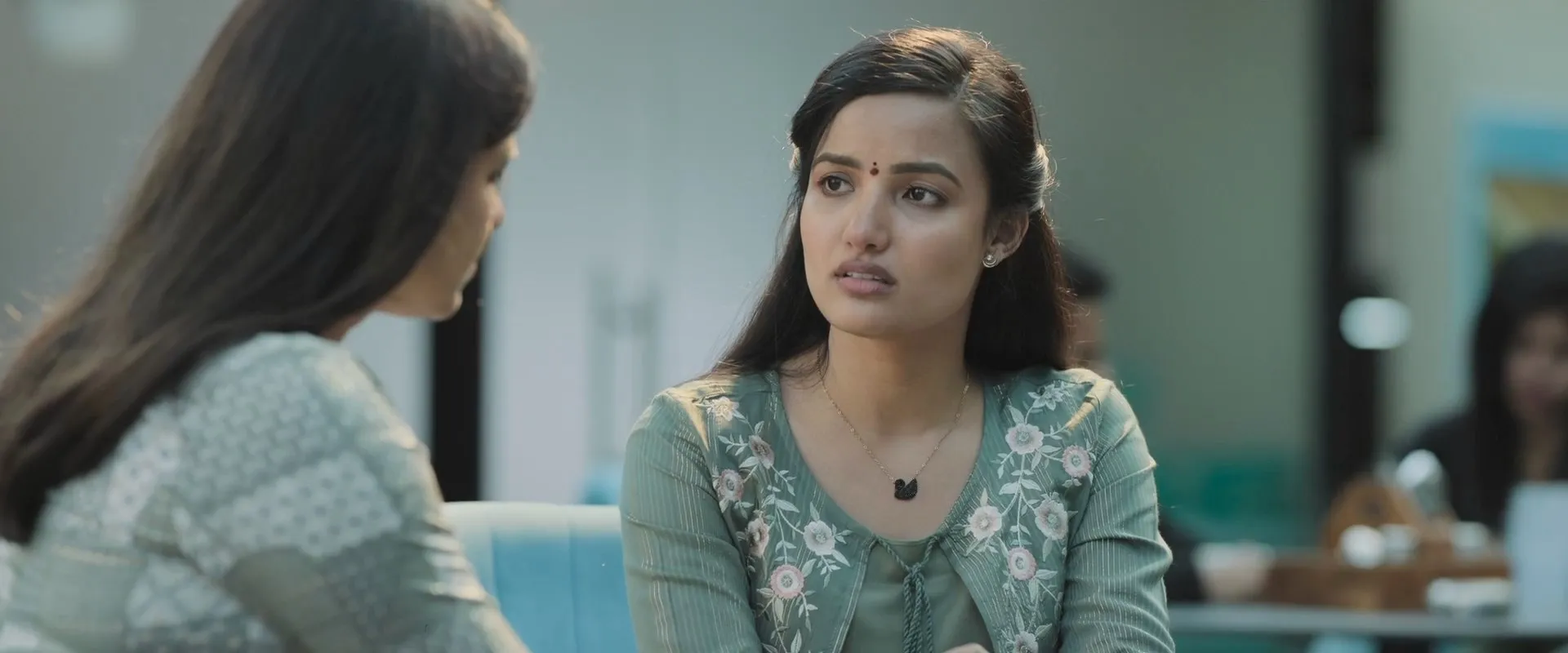 Eesha 2025 Hindi Dual Audio WEB-DL 720p – 480p – 1080p screenshot 5