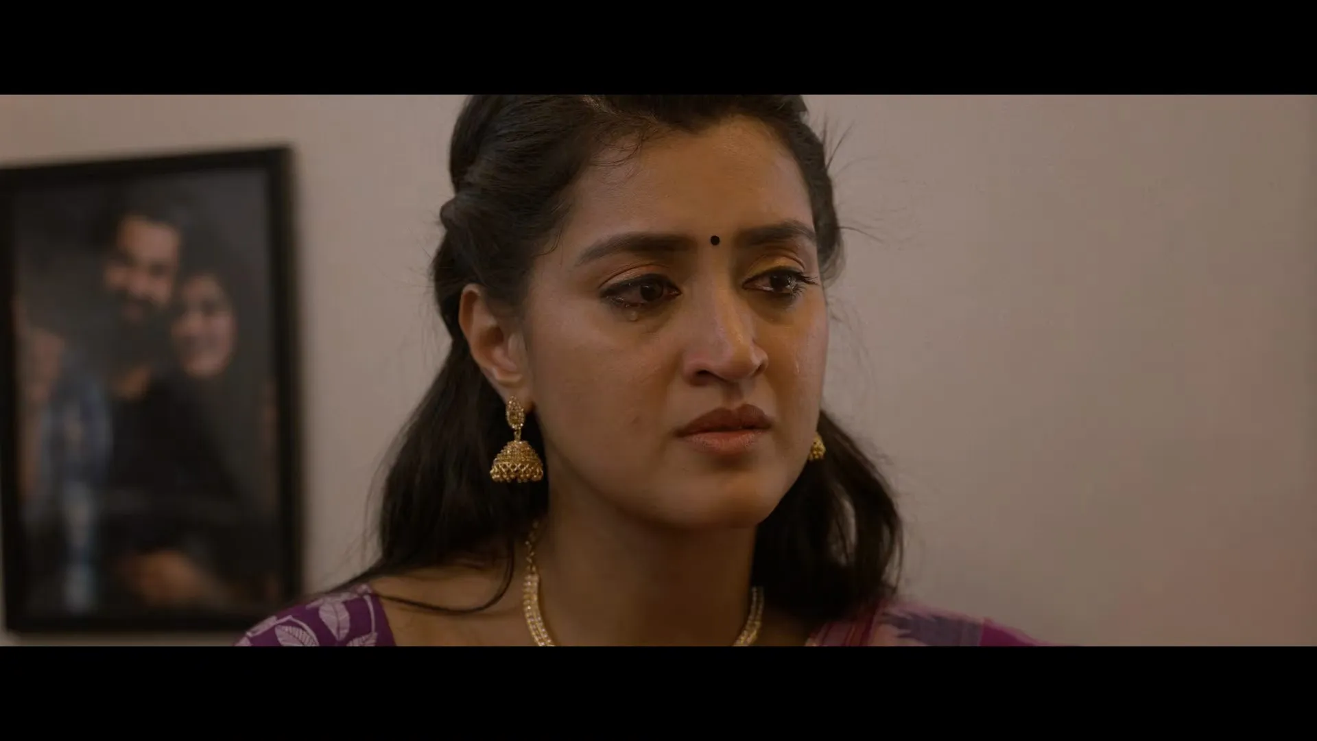 Enna Vilai 2026 Hindi – Tamil Dual Audio WEB-DL 720p – 480p – 1080p screenshot 5