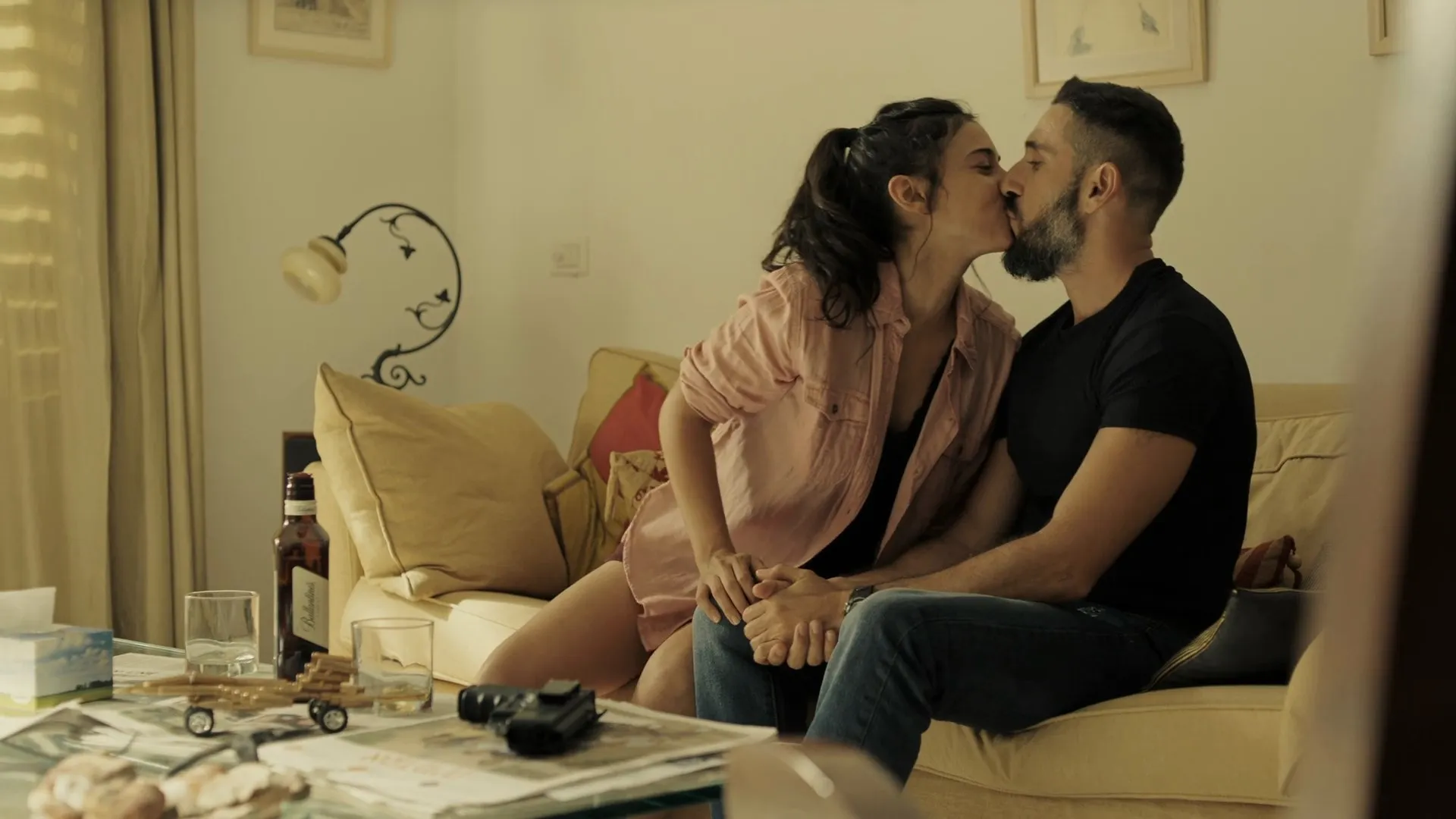 Fauda 2017 Season 2 Hindi Audio Web-DL 720p – 480p – 1080p [ALL EPISODES] (2015) screenshot 5