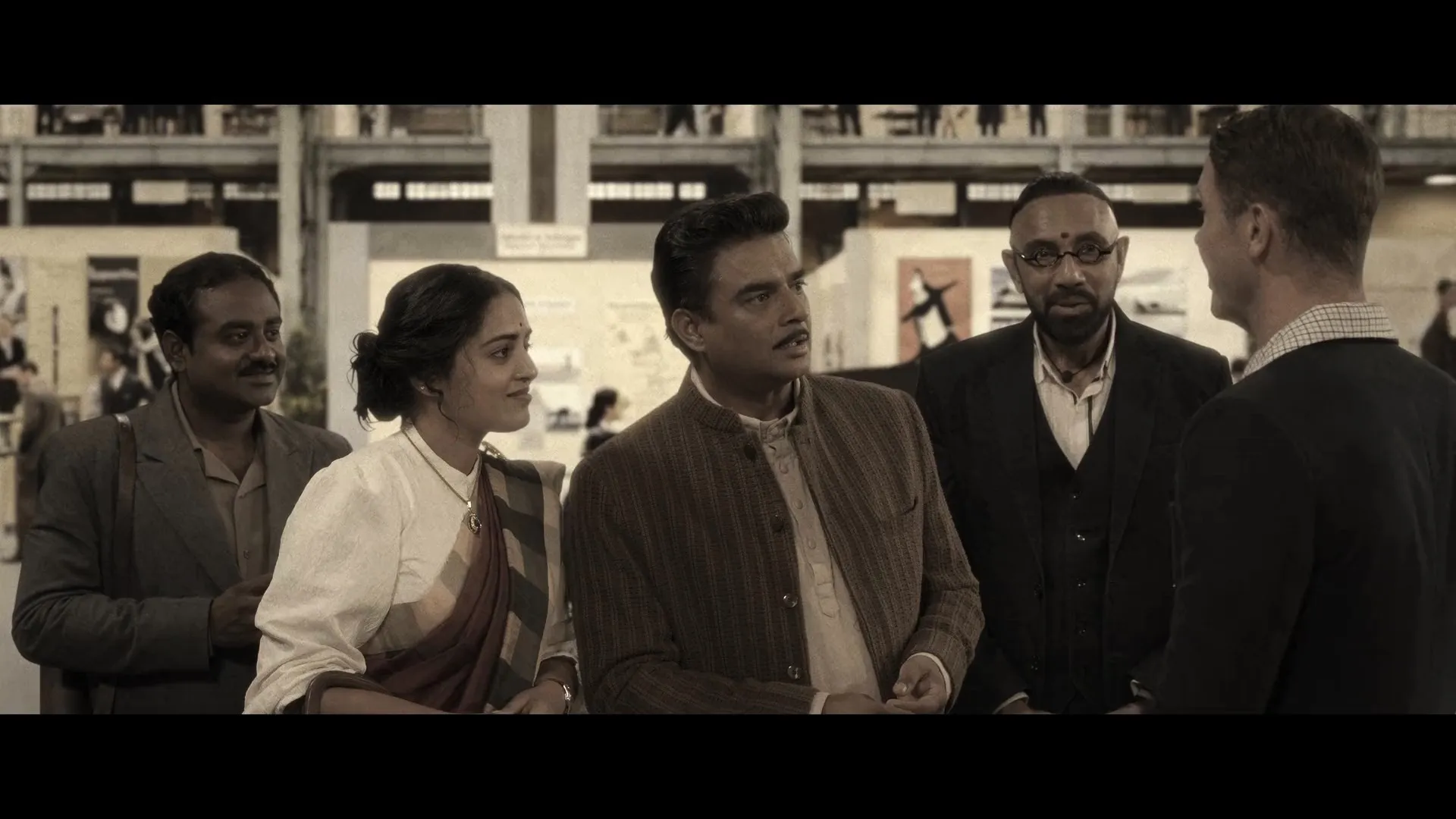 G.D.N 2026 Hindi – Tamil Audio WEB-DL 720p – 480p – 1080p screenshot 4