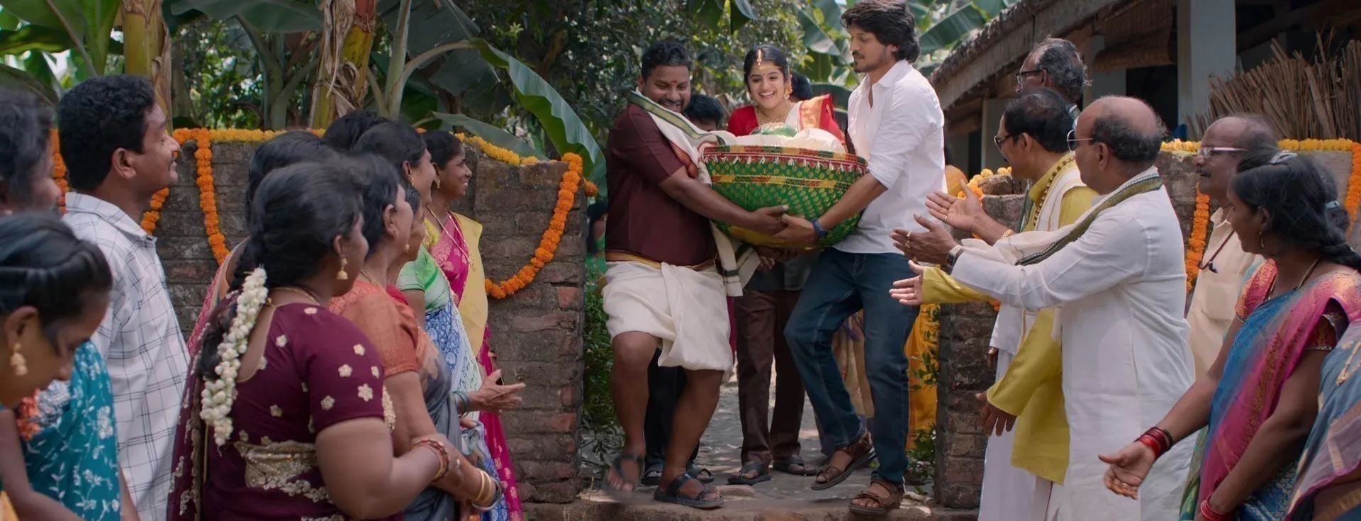 Godari Gattupaina 2026 Hindi – Telugu Dual Audio WEB-DL 720p – 480p – 1080p screenshot 5