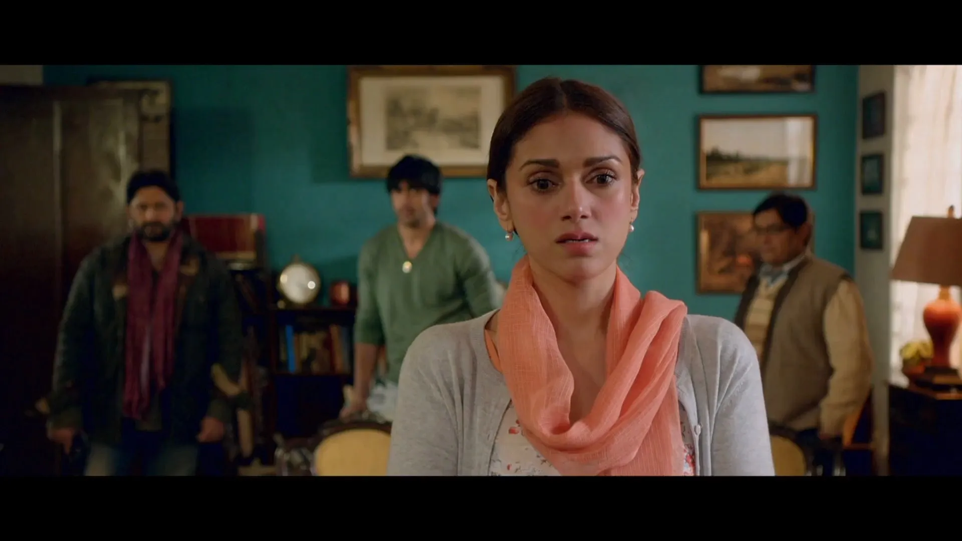 Guddu Rangeela 2015 Hindi Dual Audio WEB-DL 720p – 480p – 1080p screenshot 4