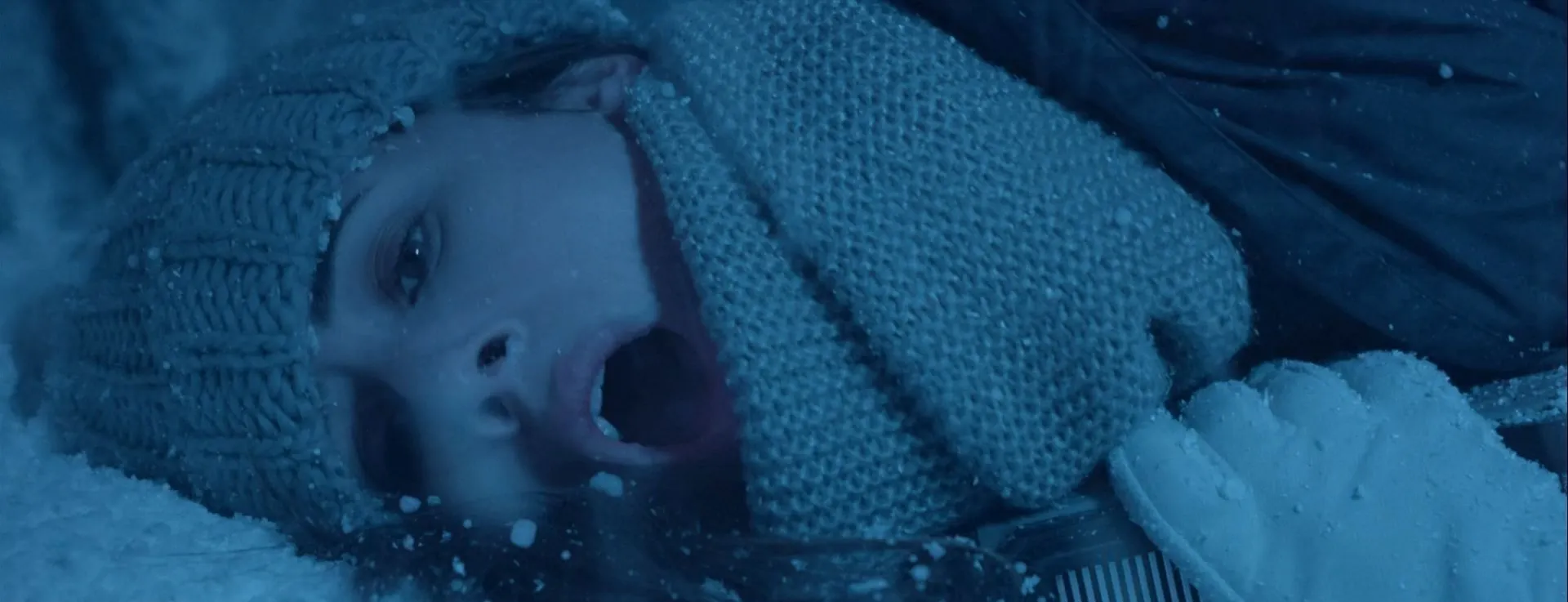 Harbinger Down 2015 Hindi Dual Audio WEB-DL 720p – 480p – 1080p screenshot 5