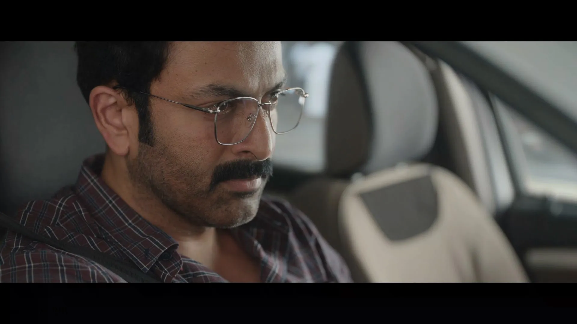 I, Nobody 2026 Hindi – Malayalam Dual Audio WEB-DL 720p – 480p – 1080p screenshot 1