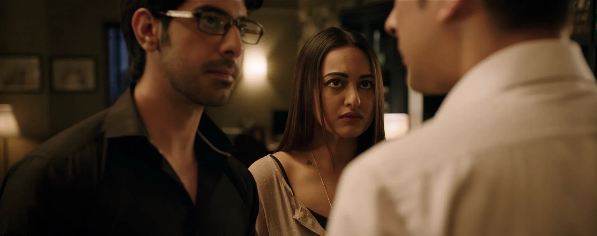 Ittefaq 2017 Hindi Dual Audio UNCUT WEB-DL 720p – 480p – 1080p screenshot 4