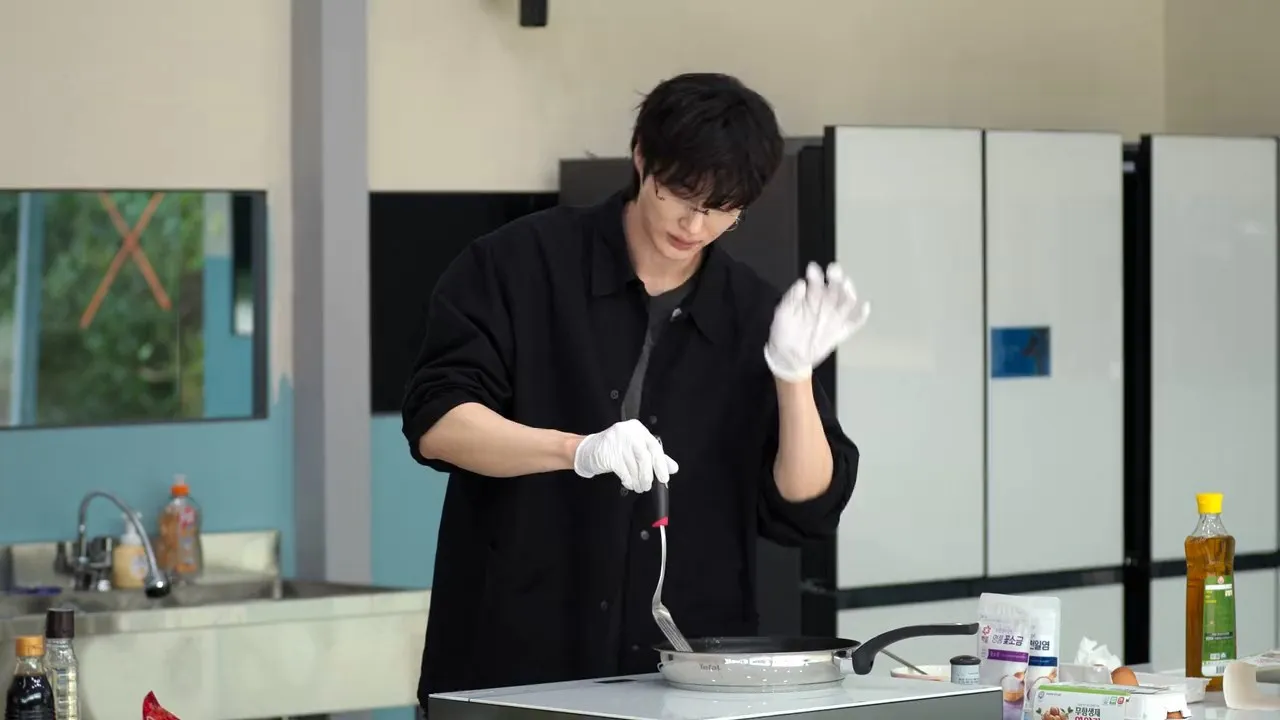 Jae-seok’s B&B Rules! 2026 Season 1 Hindi – English – Korean Audio WEB-DL 720p [EP-05 ADDED] screenshot 5