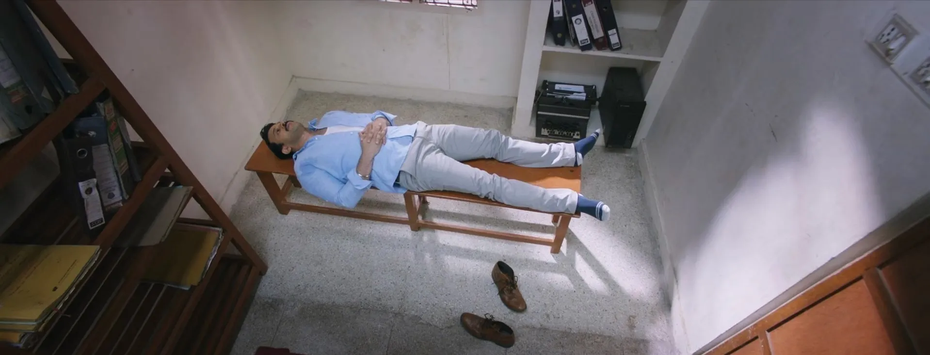 Kaalidas 2019 Hindi – Tamil Dual Audio WEB-DL 720p – 480p – 1080p screenshot 3