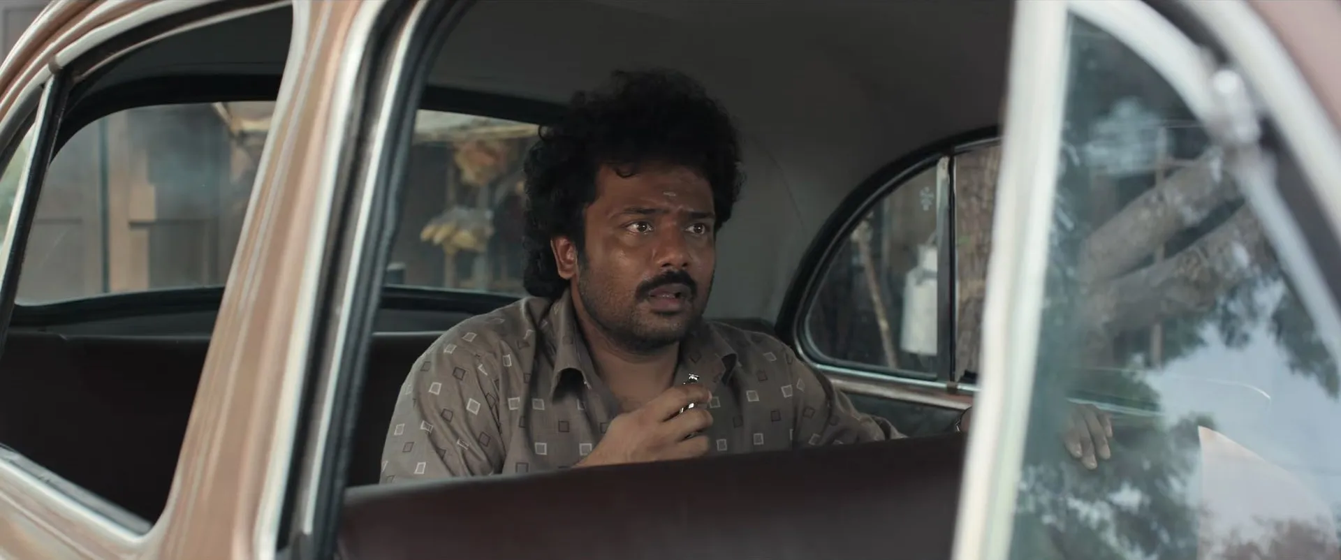 Kara 2026 Hindi – Tamil Audio WEB-DL 720p – 480p – 1080p screenshot 3