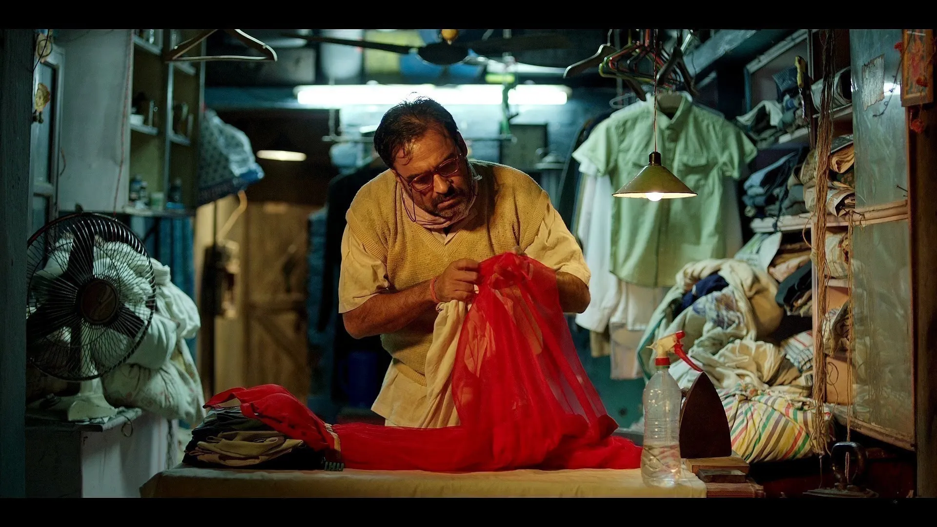 Laali 2021 Hindi Dual Audio WEB-DL 720p – 480p – 1080p (2022) screenshot 1