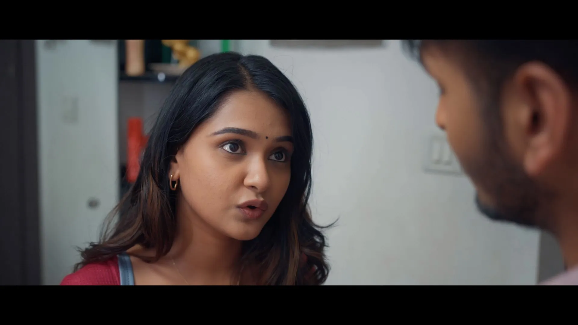 Liplock 2026 Tamil Audio HDRip 720p – 480p – 1080p screenshot 2