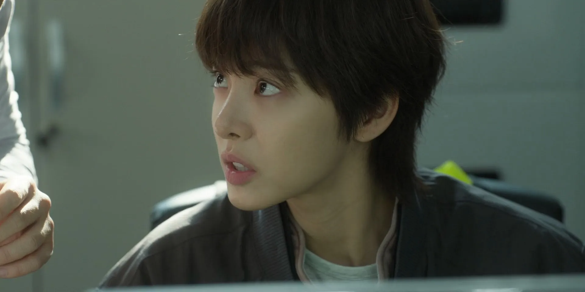 Love in Disguise 2026 Season 1 Hindi – Korean Audio Web-DL 720p – 480p – 1080p [EP-03 Added] screenshot 3