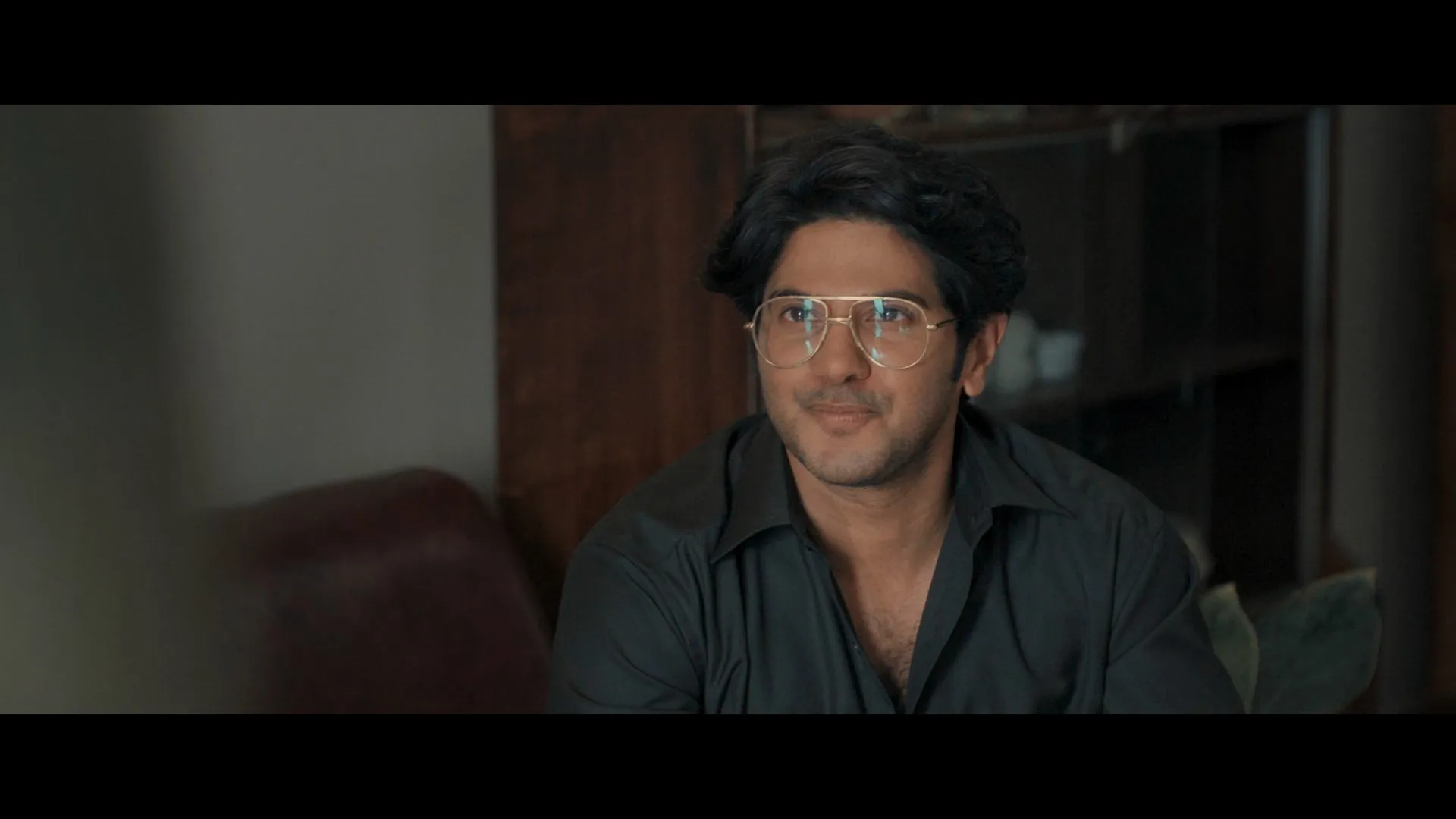 Lucky Baskhar 2024 Hindi – Telugu Dual Audio WEB-DL 720p – 480p – 1080p screenshot 5