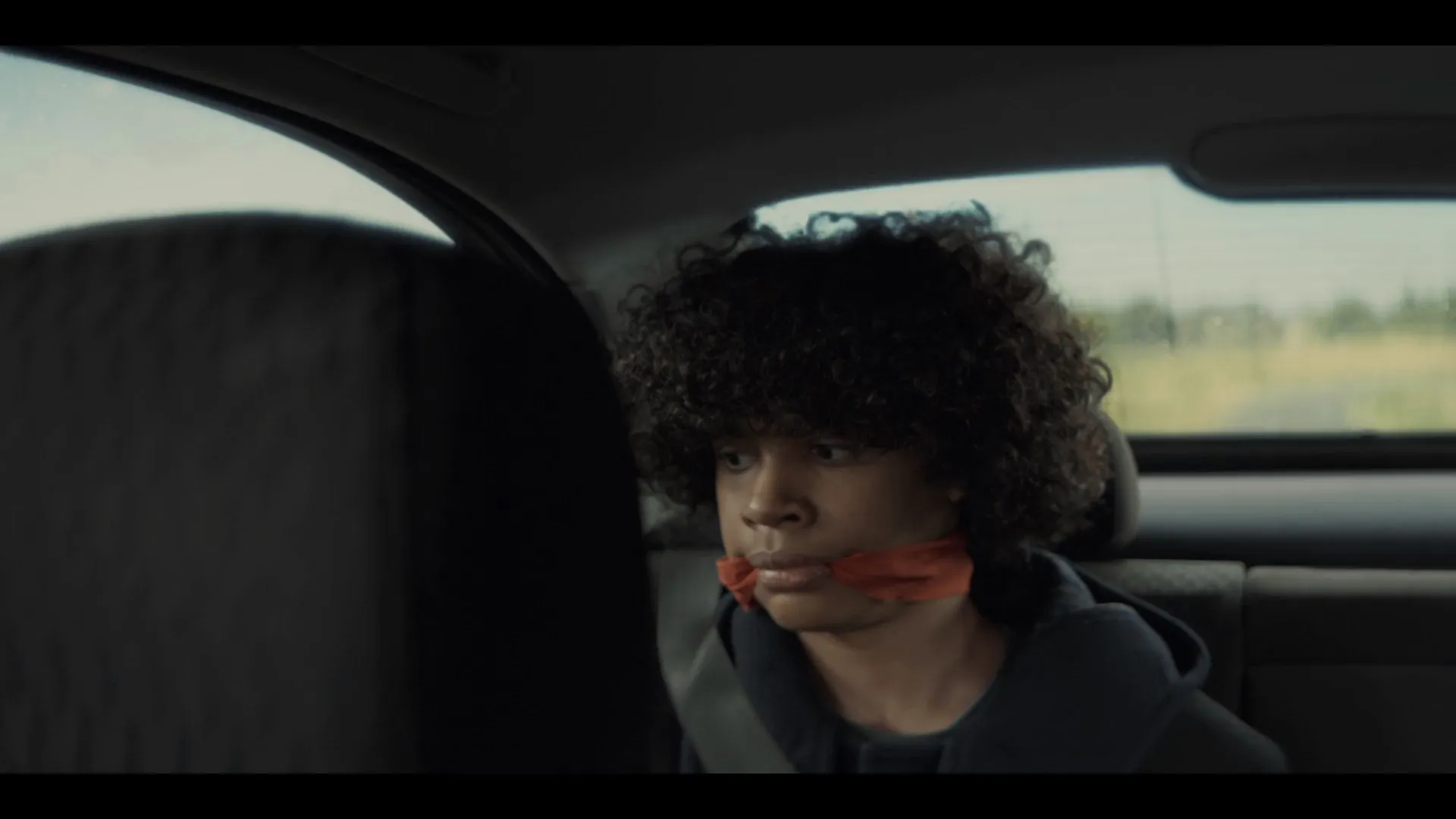 Lupin 2021 Season 02 Hindi – Spanish Audio WEB-DL 720p – 480p – 1080p [ALL EPISODES] screenshot 3