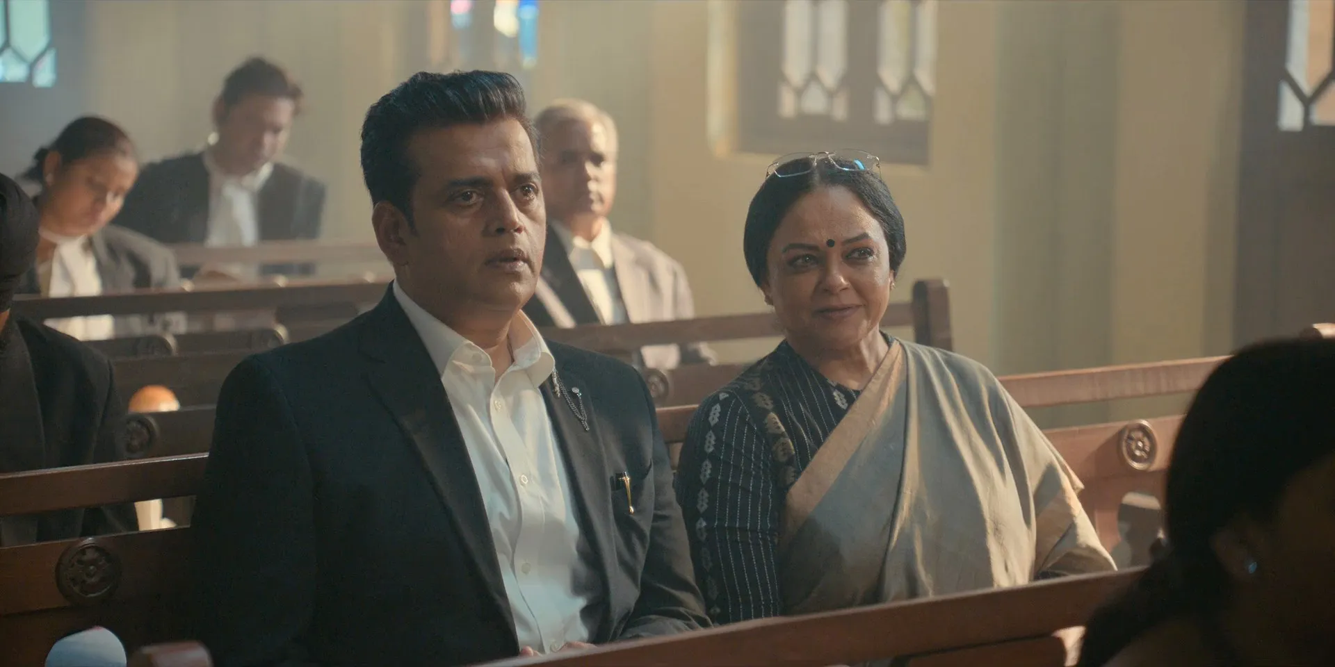 Maamla Legal Hai 2026 Season 2 Hindi Audio WEB-DL 720p – 1080p [ALL EPISODES] screenshot 1
