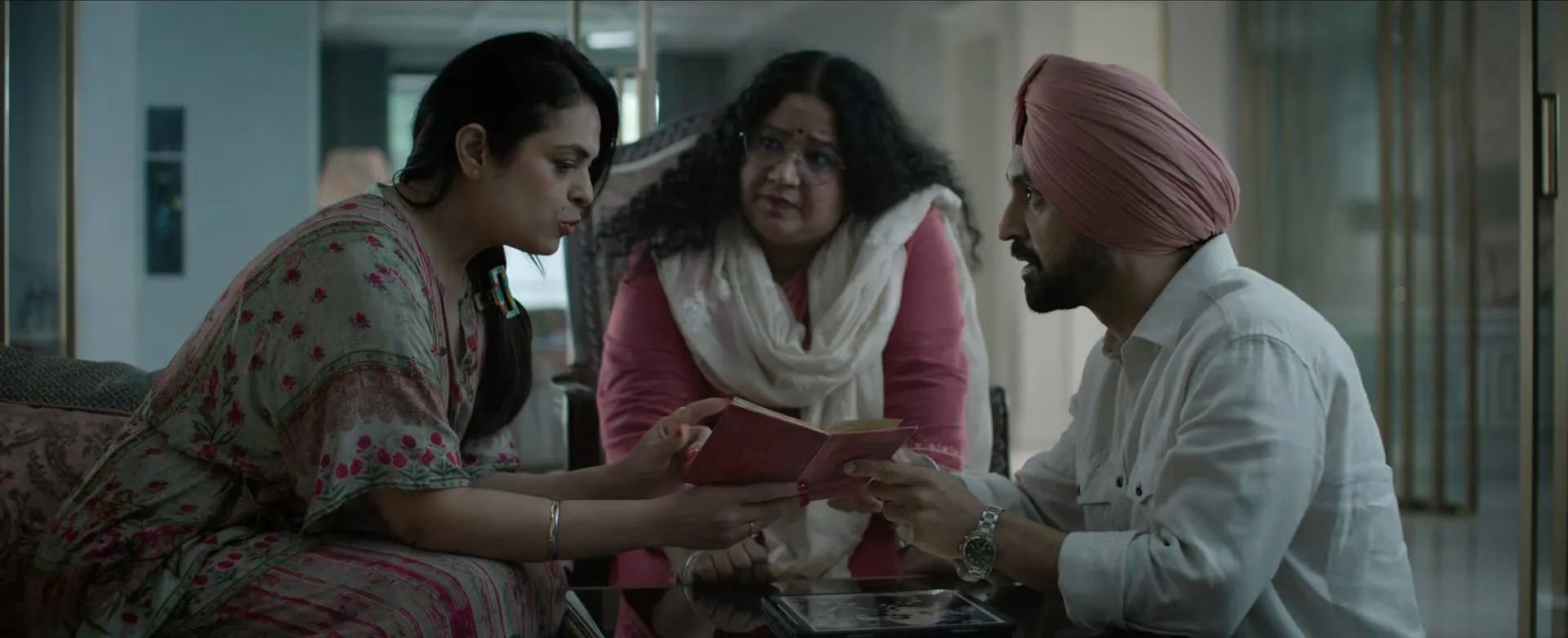 Main Vaapas Aaunga 2026 Hindi Dual Audio WEB-DL 720p – 480p – 1080p screenshot 5
