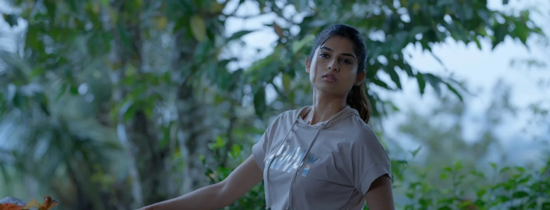 Moda Kavida Vaathavarana 2026 Hindi – Kannada Dual Audio WEB-DL 720p – 480p – 1080p screenshot 5