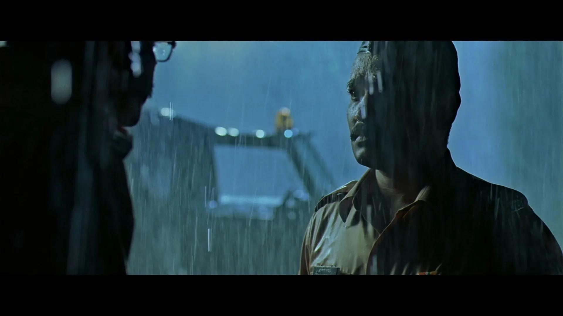 Mumbai Meri Jaan 2008 Hindi Dual Audio WEB-DL 720p – 480p – 1080p screenshot 3