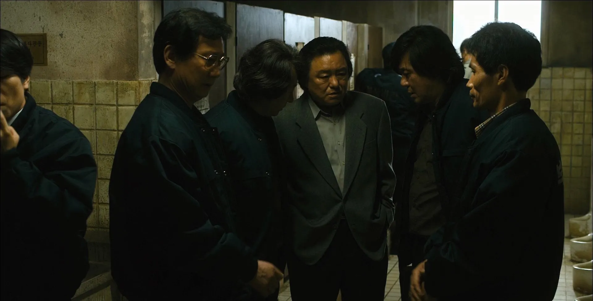 Nameless Gangster 2012 Hindi – Korean Dual Audio WEB-DL 720p – 480p – 1080p screenshot 1