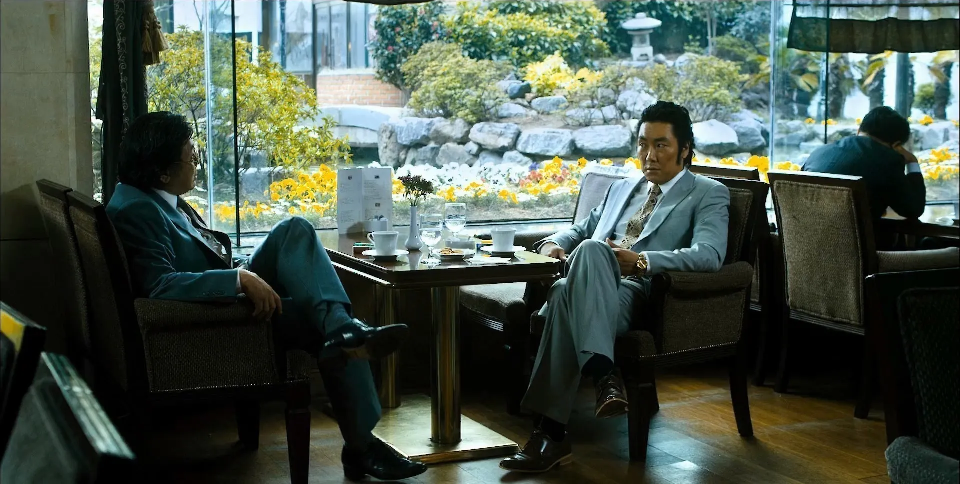 Nameless Gangster 2012 Hindi – Korean Dual Audio WEB-DL 720p – 480p – 1080p screenshot 4