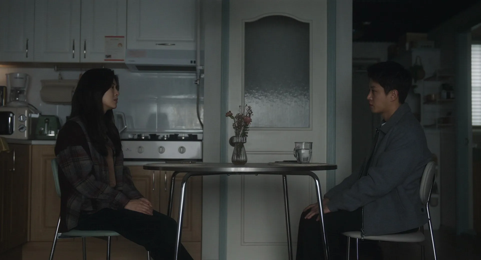 Noise 2025 Hindi – Korean Audio WEB-DL 720p – 480p – 1080p screenshot 1