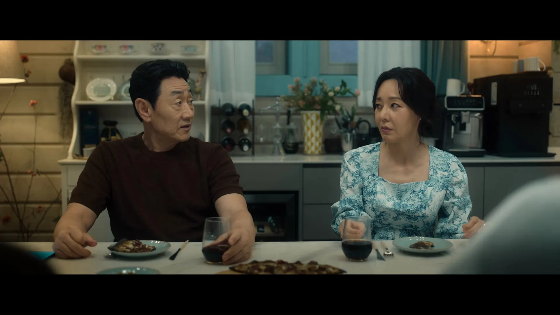 Notes from the Last Row 2026 Season 1 Hindi – Korean Audio WEB-DL 720p – 480p – 1080p [ALL EPISODES] screenshot 3