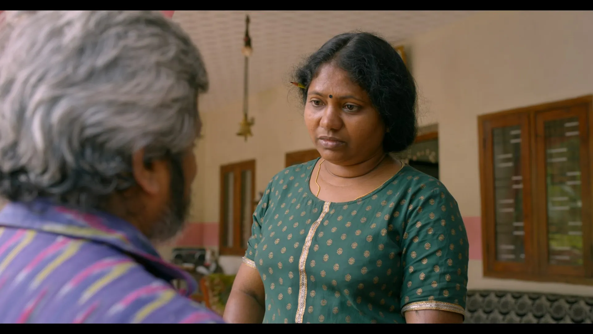 Pennum Porattum 2026 Hindi – Malayalam Audio WEB-DL 720p – 480p – 1080p screenshot 5