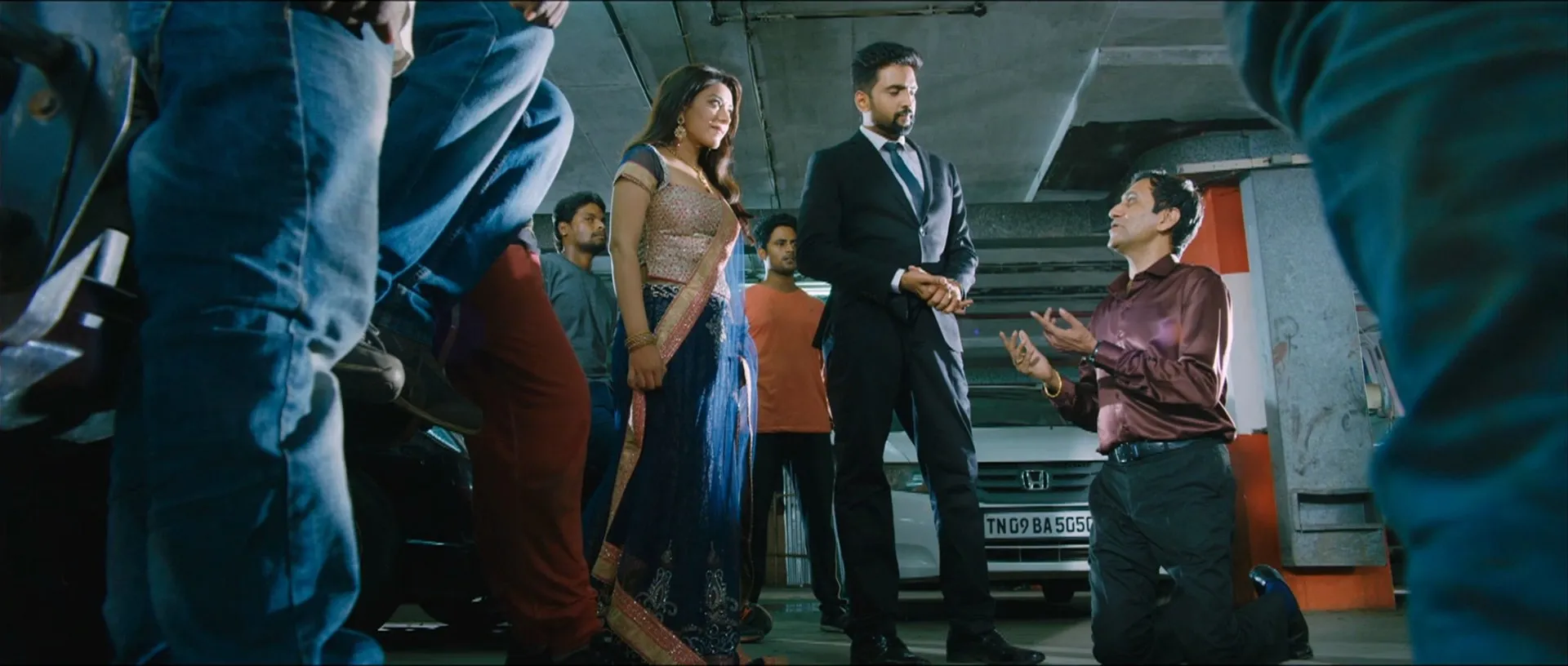Raj Mahal 3 (Dhilluku Dhuddu) 2016 Hindi – Tamil Dual Audio WEB-DL 720p – 480p – 1080p screenshot 2