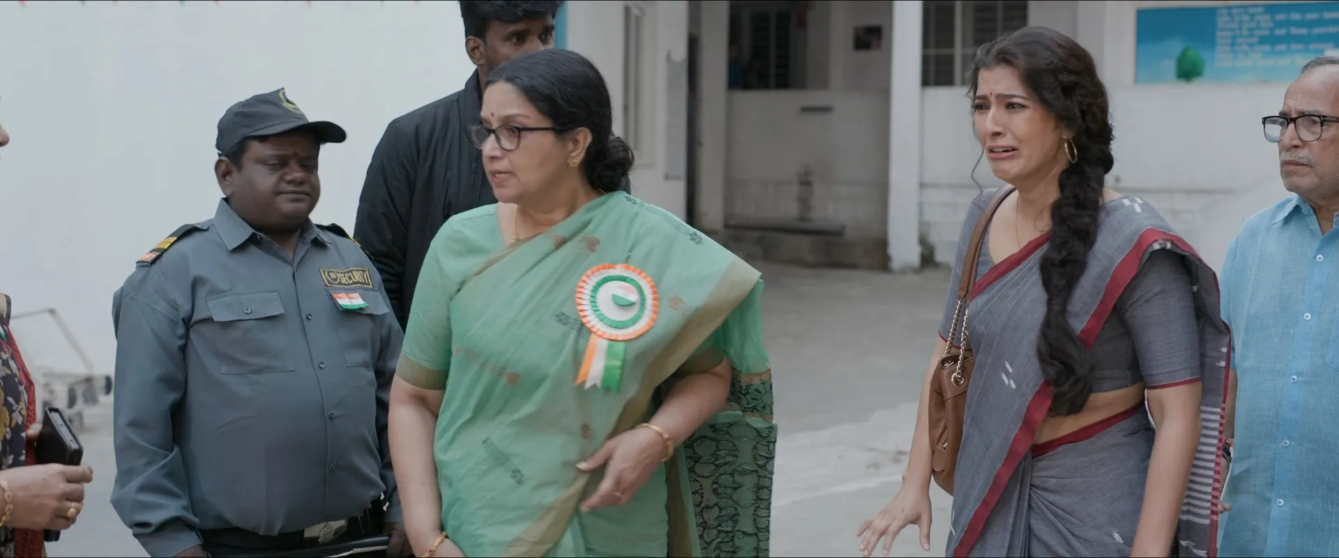 S.Saraswathi 2026 Tamil – English Dual Audio WEB-DL 720p – 480p – 1080p screenshot 2