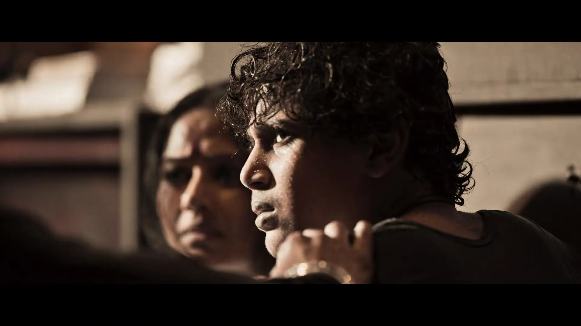 Salaar: Part 1 – Ceasefire 2023 Hindi – Telugu Dual Audio WEB-DL 720p – 480p – 1080p screenshot 2