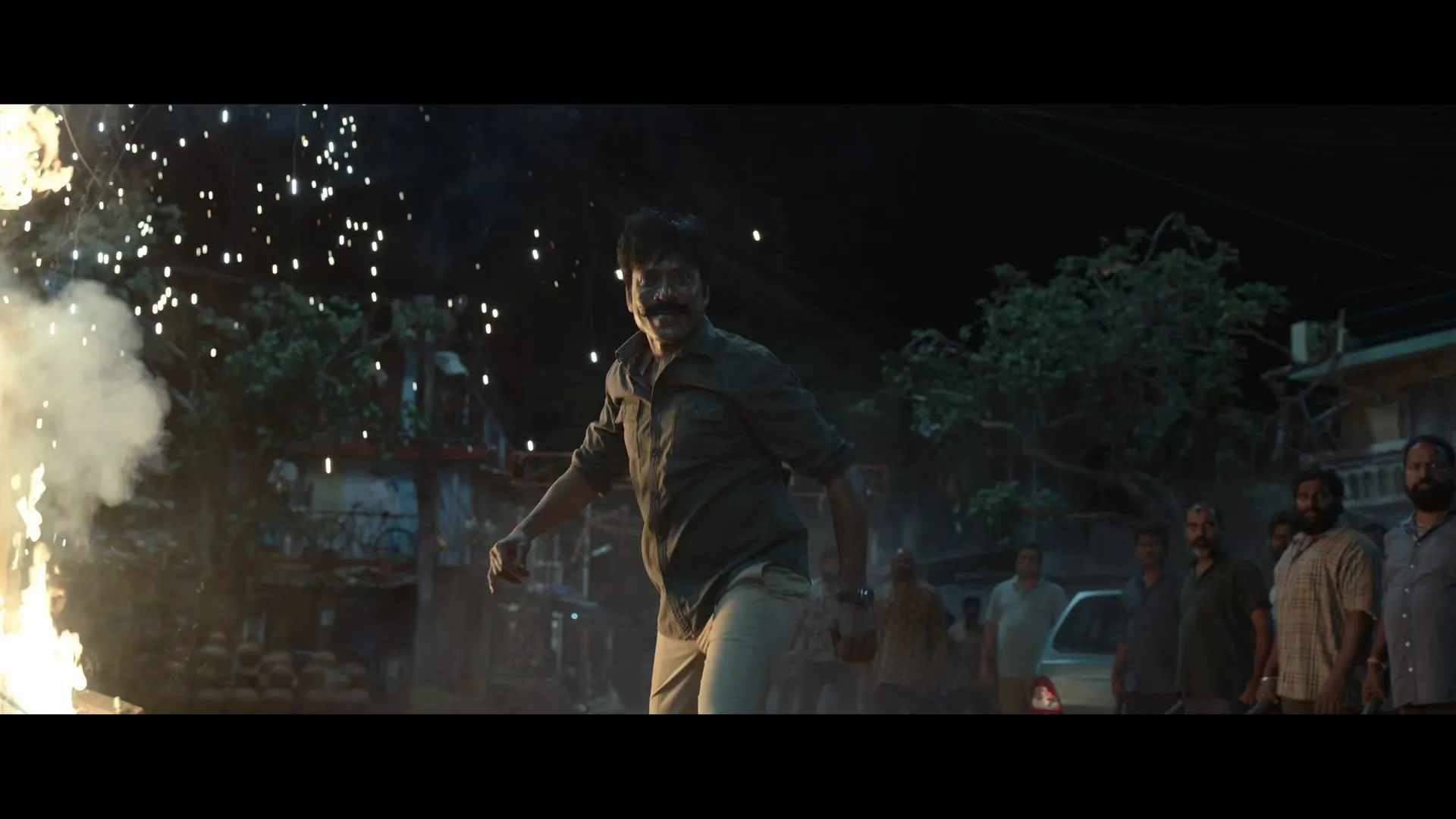 Saripodhaa Sanivaaram 2024 Hindi – Telugu Dual Audio WEB-DL 720p – 480p – 1080p screenshot 4